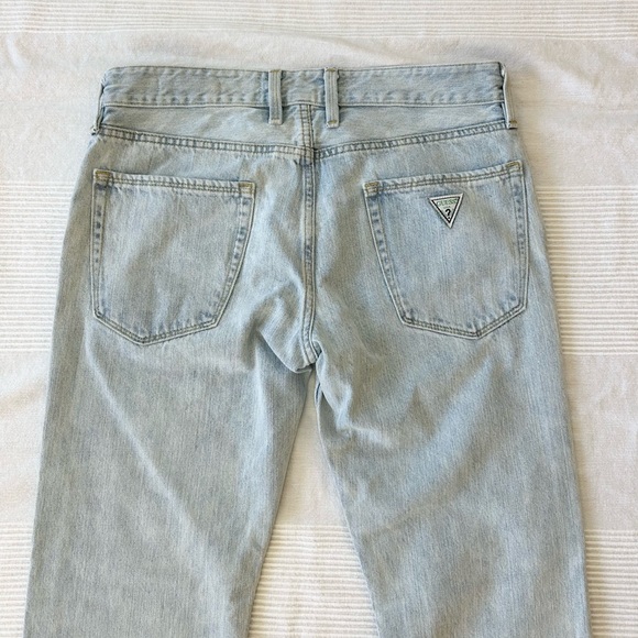Guess 1981 Slim Straight Jeans - Picture 12 of 13